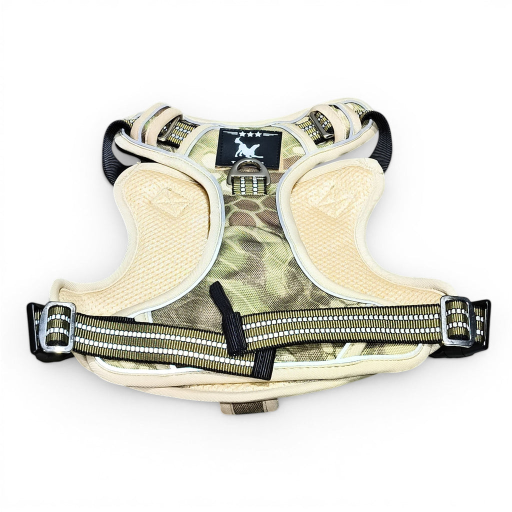 Maroc-animalerie camouflage dog harness with padded straps and reflective trim for comfort and visibility.