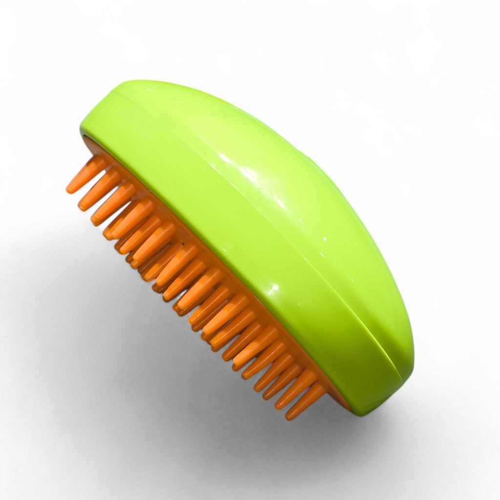 Maroc-animalerie green and orange pet spray massage brush with soft bristles for dogs and cats.